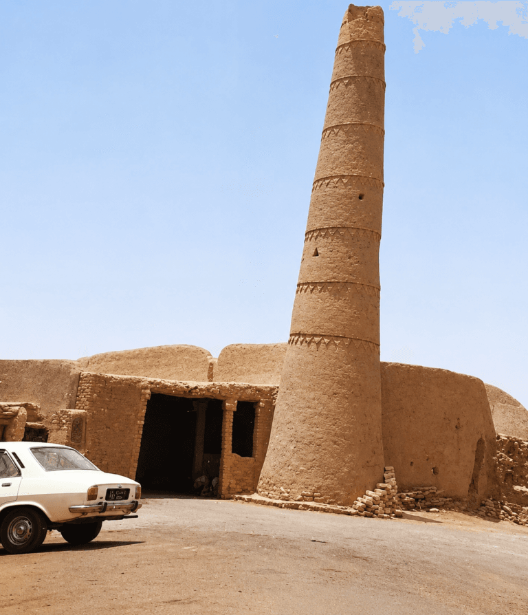 منارة جامع عودة سدير القديمة